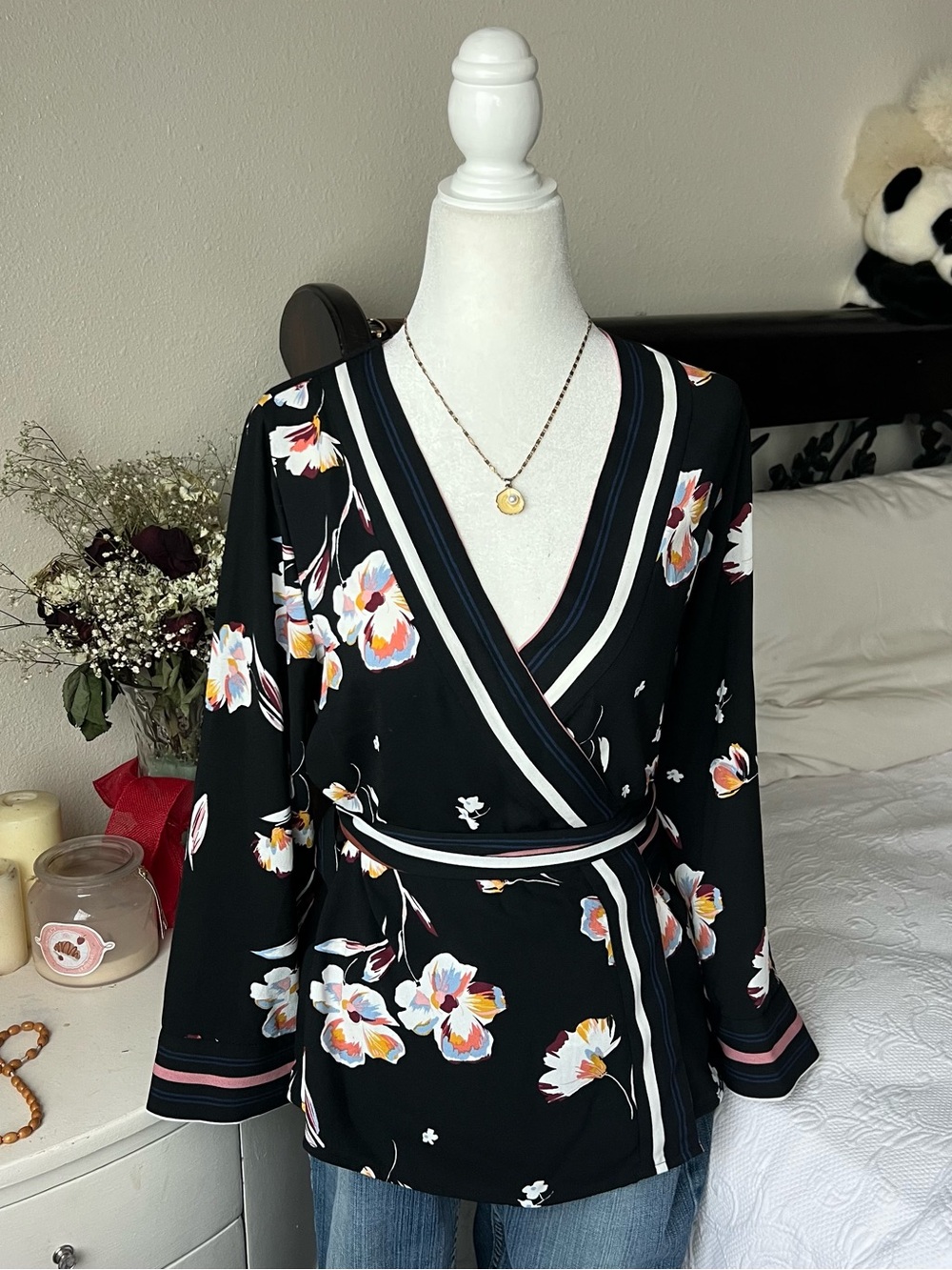 elegant Halogen black floral wrap blouse Size XS